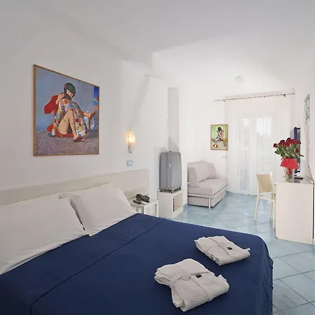 In Bb - Ischia, 1 Relaxing Doubles With Sea View Imperamare