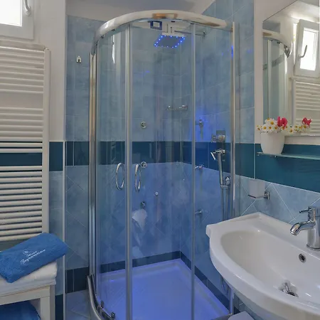 In Bb - Ischia, 1 Relaxing Doubles With Sea View Imperamare * Ischia